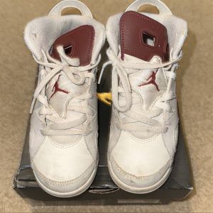 Kids Air Jordan Retro 6. Size 1y